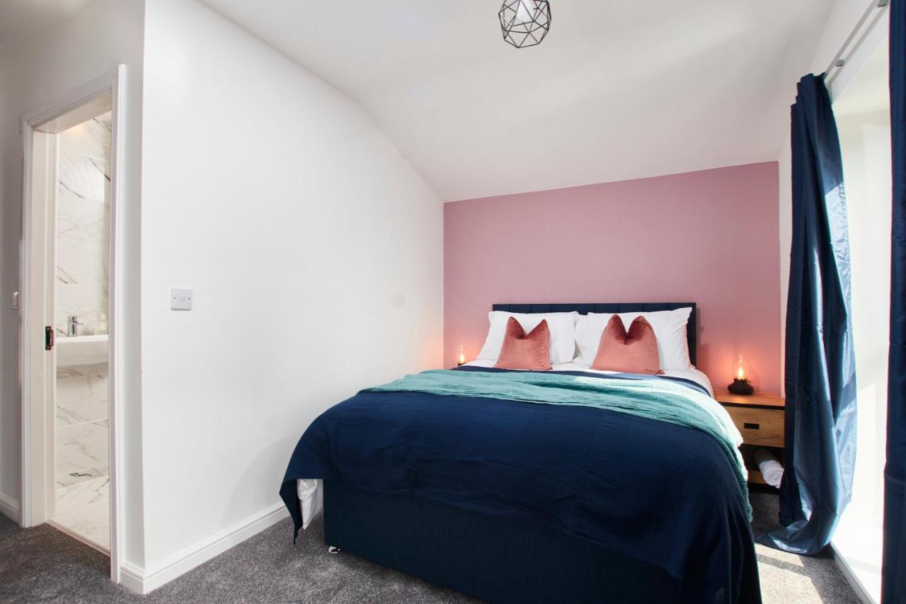 Beaut 5 Bed House W Parking Villa Manchester Exterior photo